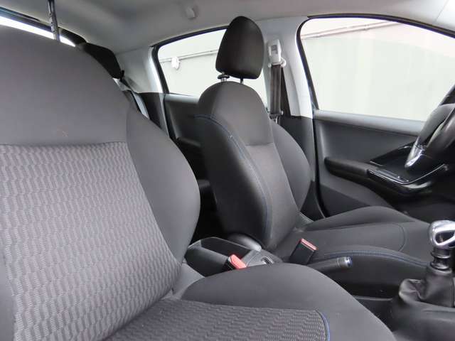 Peugeot 208 208 1.2 PureTech Allure S