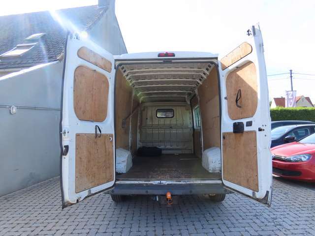 Peugeot Boxer 2.0 BlueHDi L3H2 Utility S/S