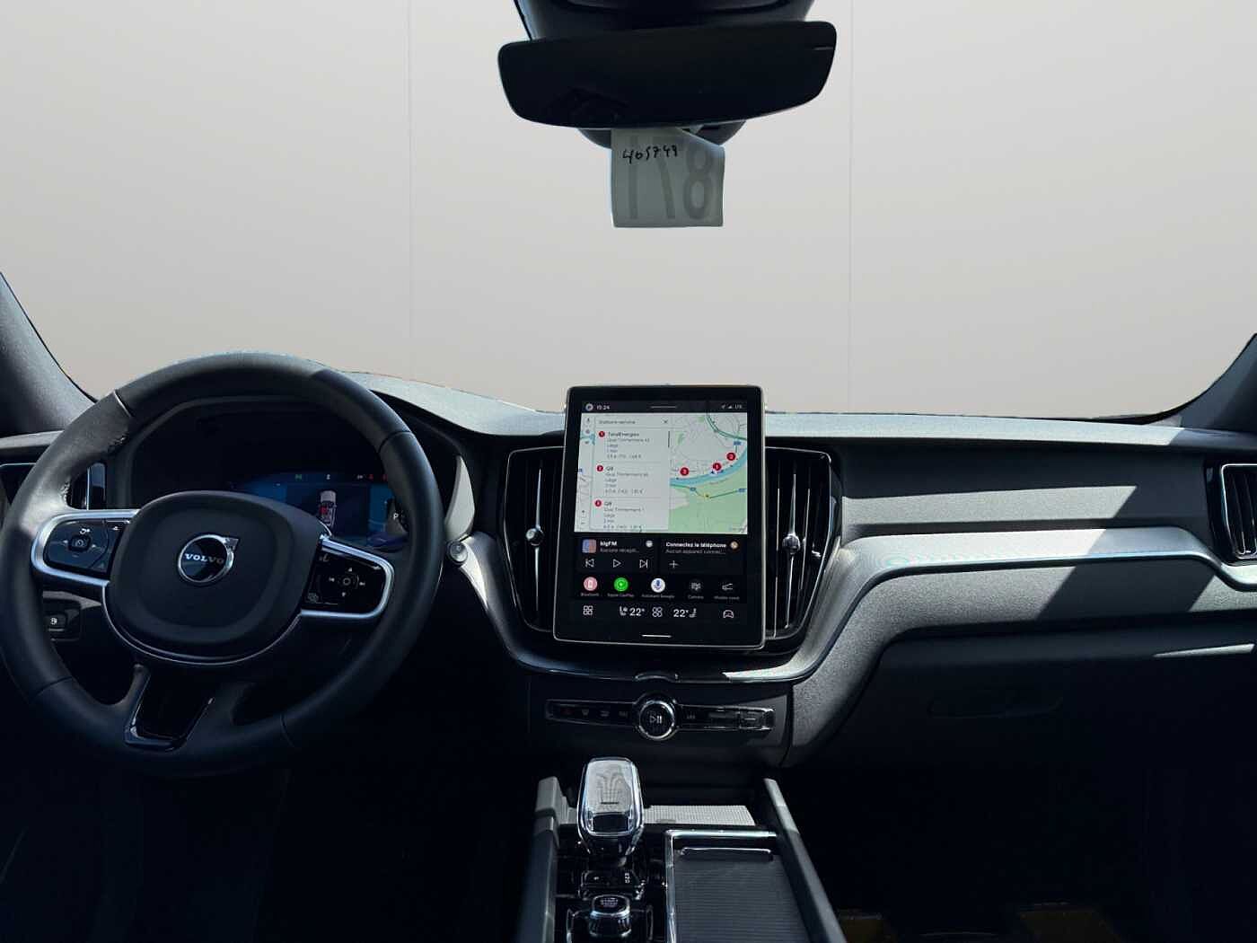 Volvo XC60 Black Edition Plus, T6 AWD Plug-in Hybrid, Elektrisch/Benzin