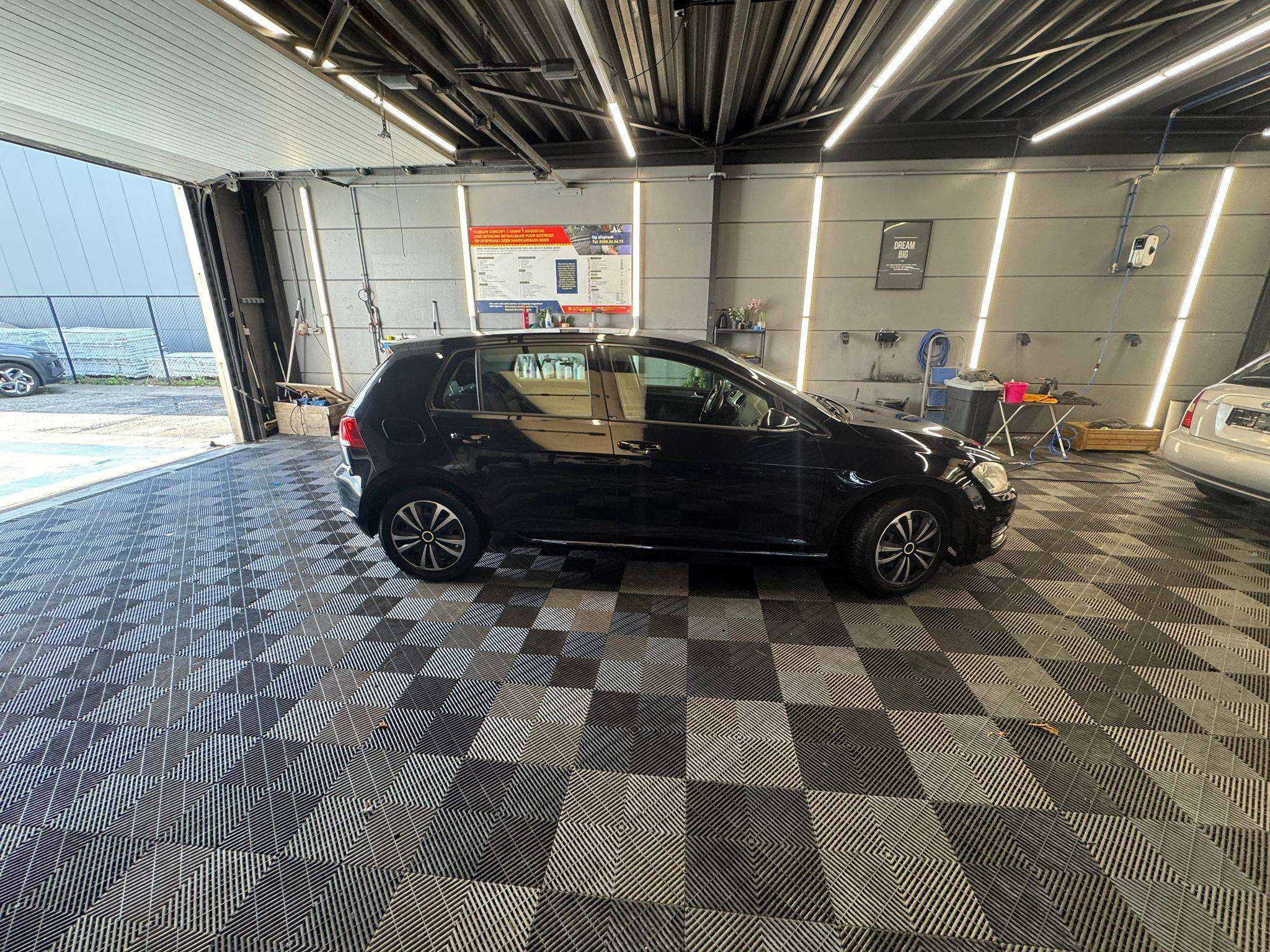 Volkswagen Golf manueel diesel bj2013 eur5 5deurs