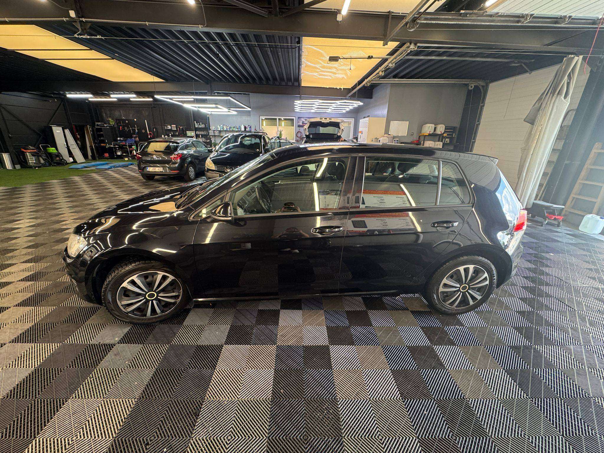 Volkswagen Golf manueel diesel bj2013 eur5 5deurs