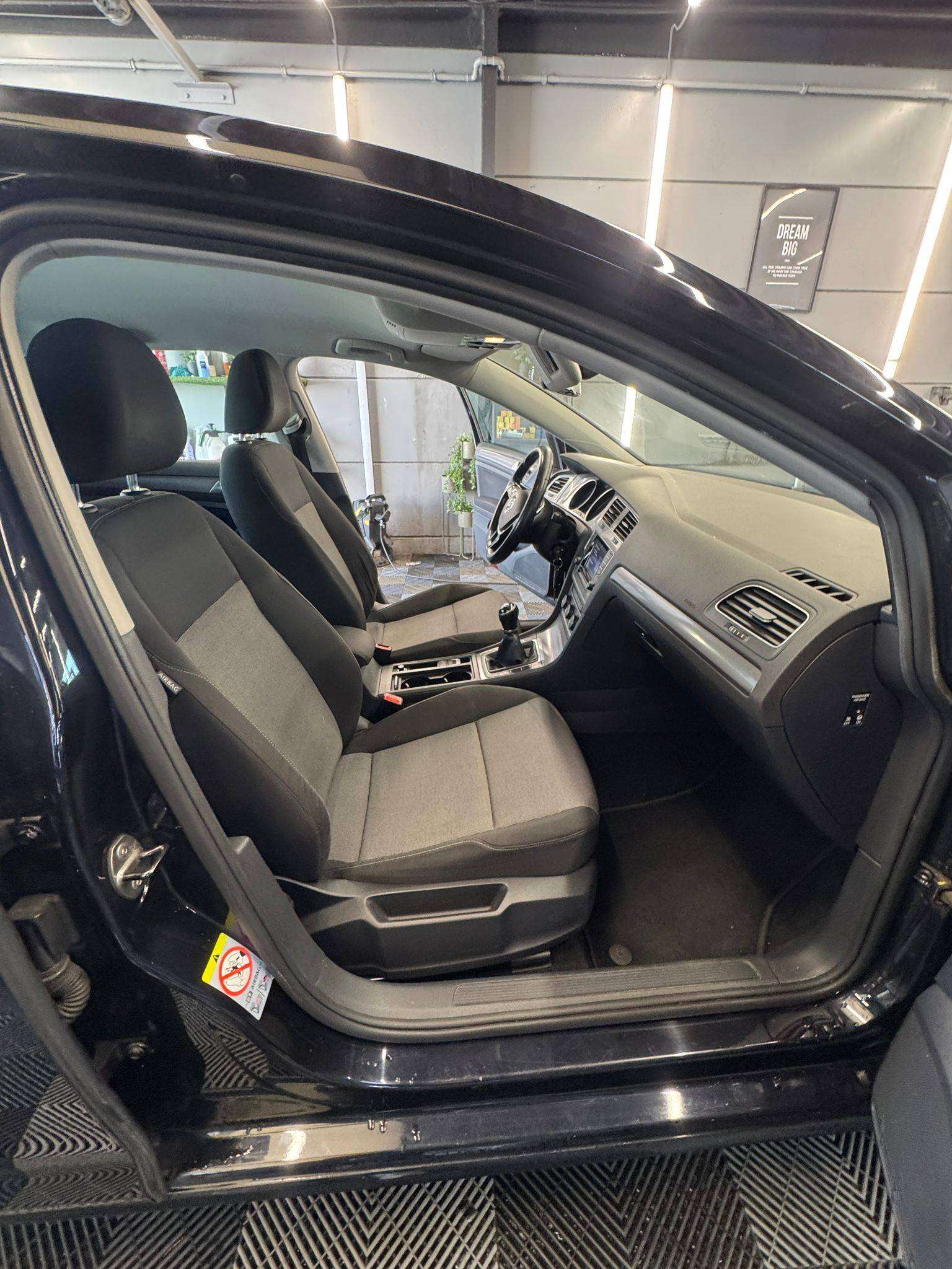 Volkswagen Golf manueel diesel bj2013 eur5 5deurs