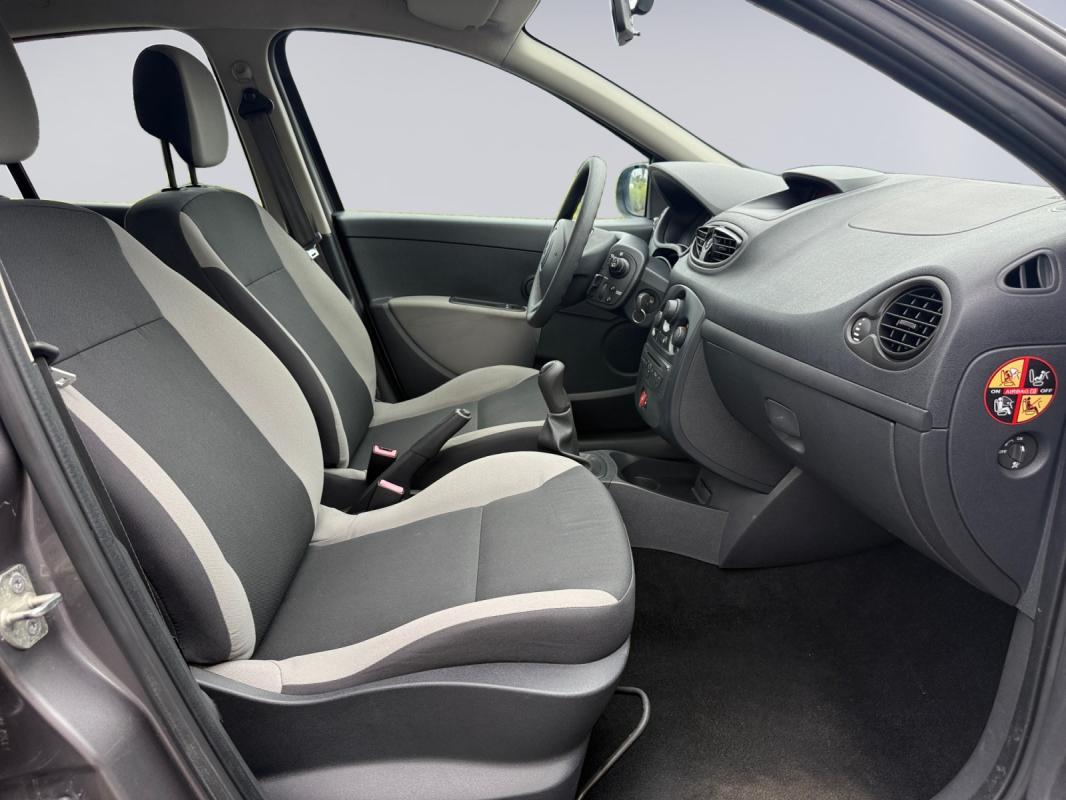Renault Clio III 1.2 16V 75 GPL Access 10000KM/GARANTIE 12 MOIS