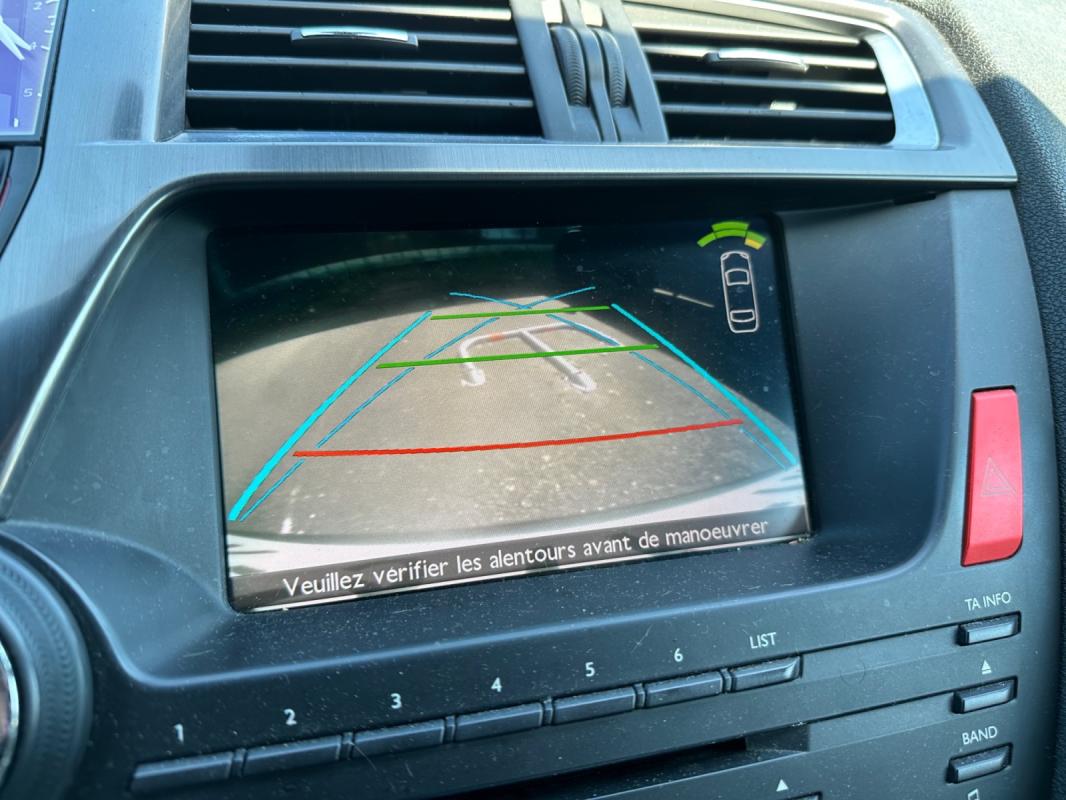 Citroen Ds5 EXECUTIVE -HDi 115 / sièges chauffants - massants Full entretient Garantie 12 mois