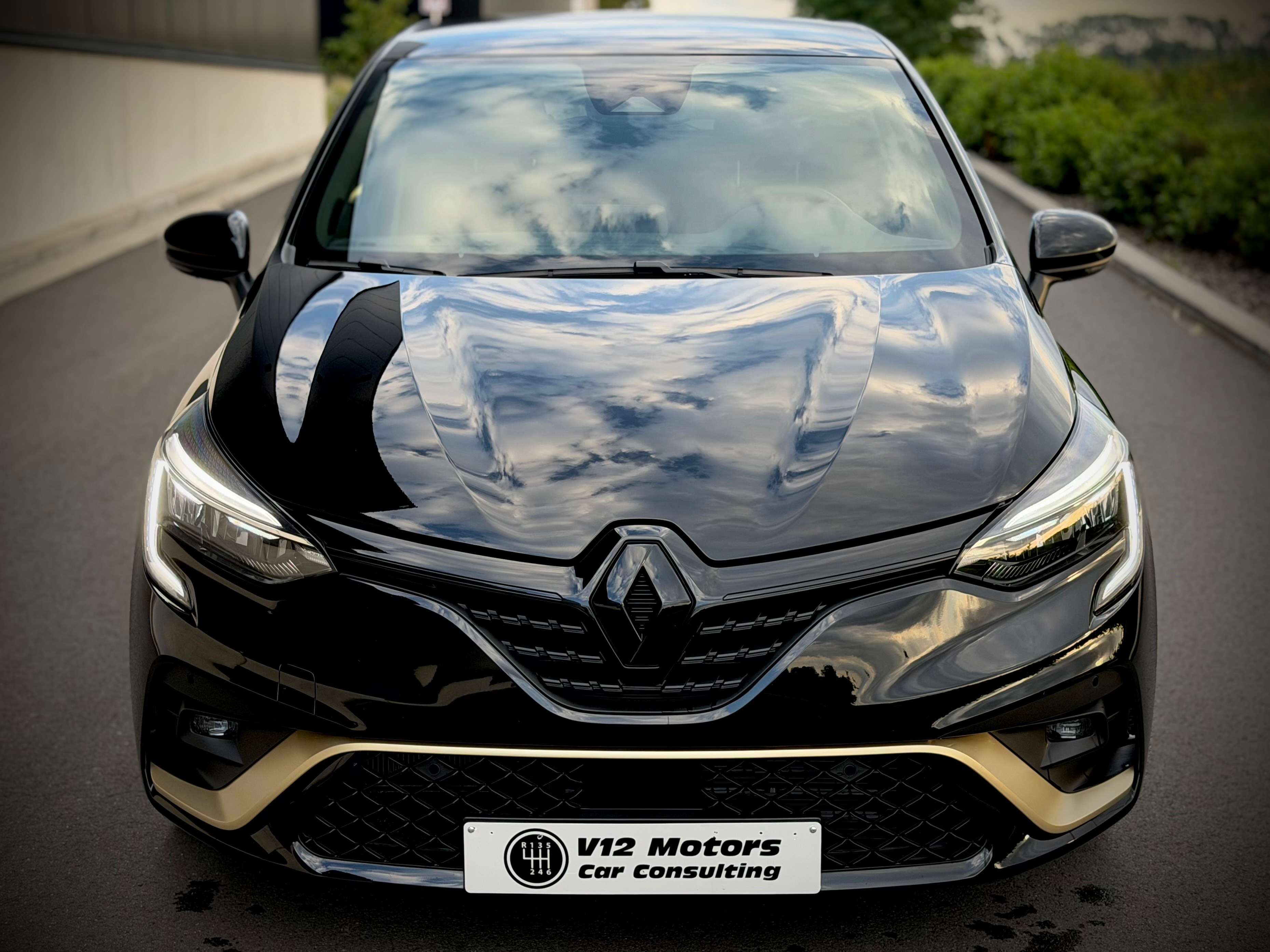 Renault Clio Clio Hybrid 1.6i E-TECH Evolution