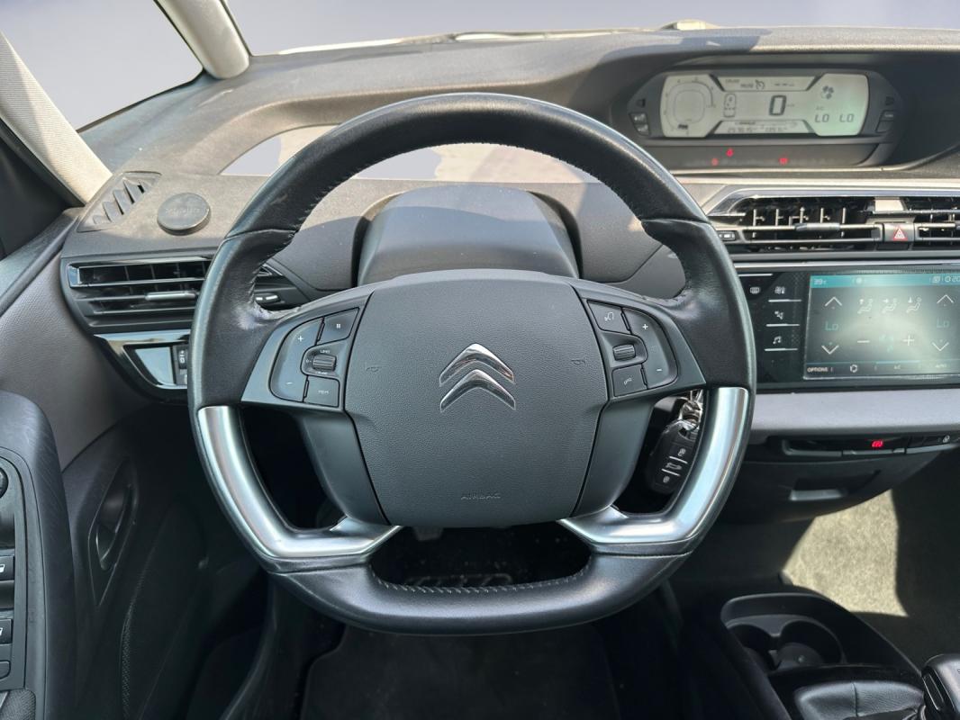 Citroen C4 HDi 130CH Live 1ERE MAIN