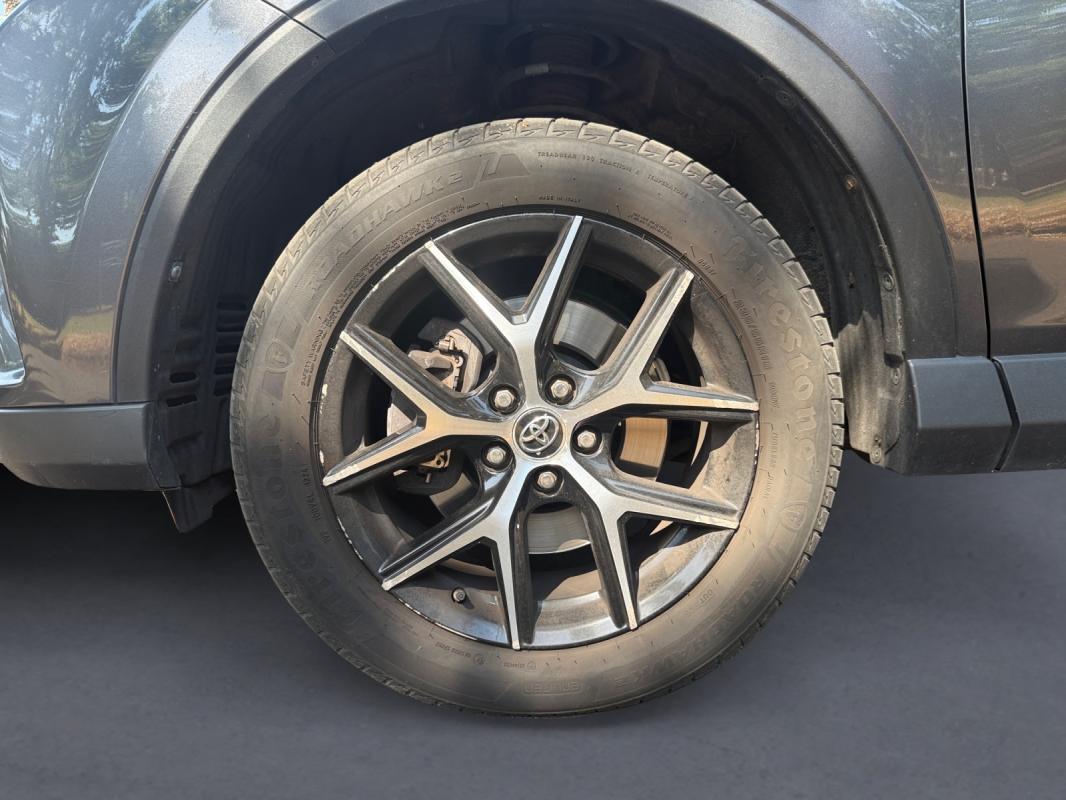 Toyota Rav 4 HYBRIDE BUSINESS 197ch / Garantie 12 Mois Excellent état