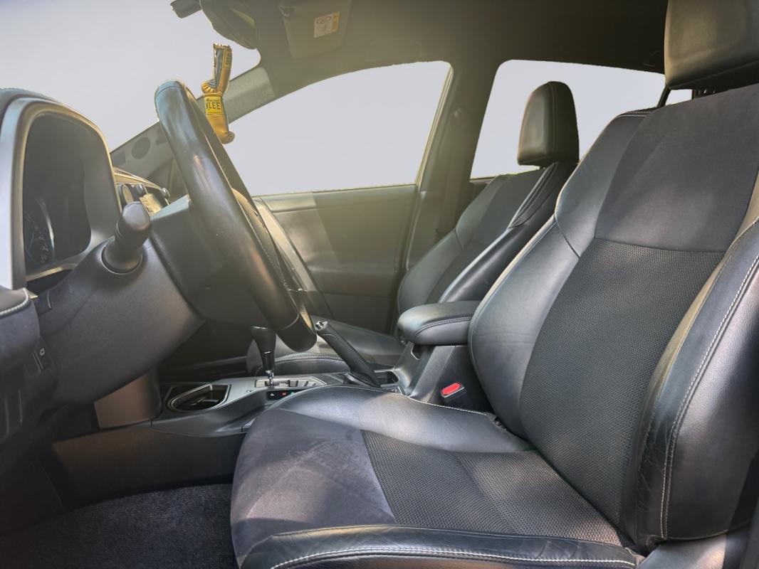 Toyota Rav 4 HYBRIDE BUSINESS 197ch / Garantie 12 Mois Excellent état