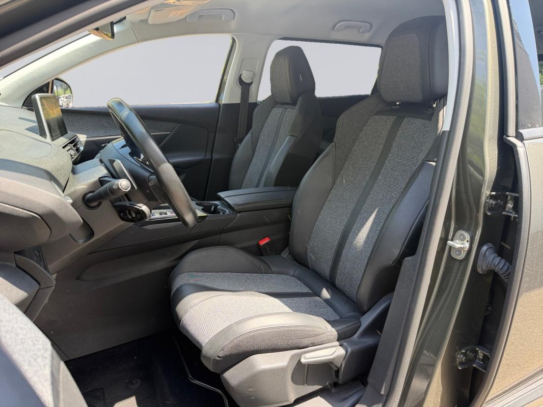 Peugeot 5008 130ch EAT8 Allure 73 500 KM 1ERE MAIN GARANTIE 12 MOIS