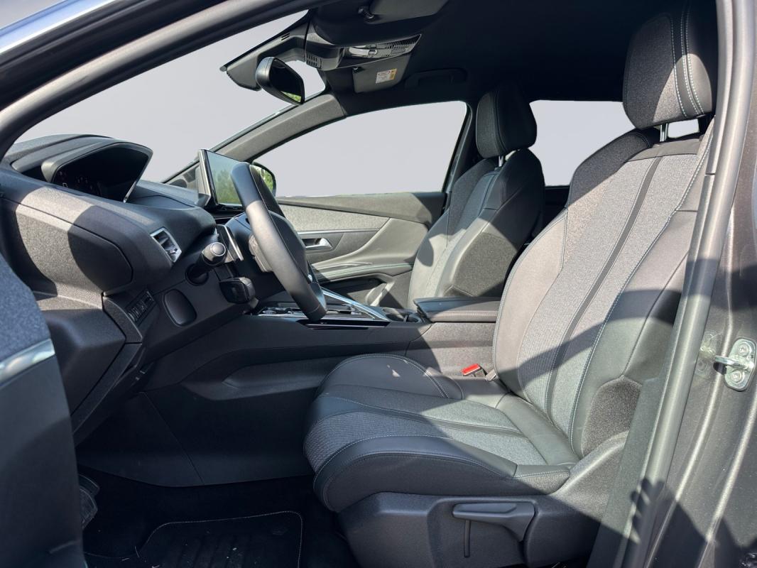 Peugeot 5008 130ch SS EAT8 Allure 7 PLACES / GARANTIE CONSTRUCTEUR 17 000KM