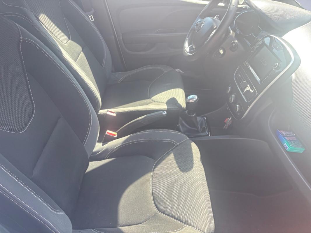 Renault Clio IV BUSINESS dCi 75 E6C / GARANTIE 12 MOIS CARPLAY