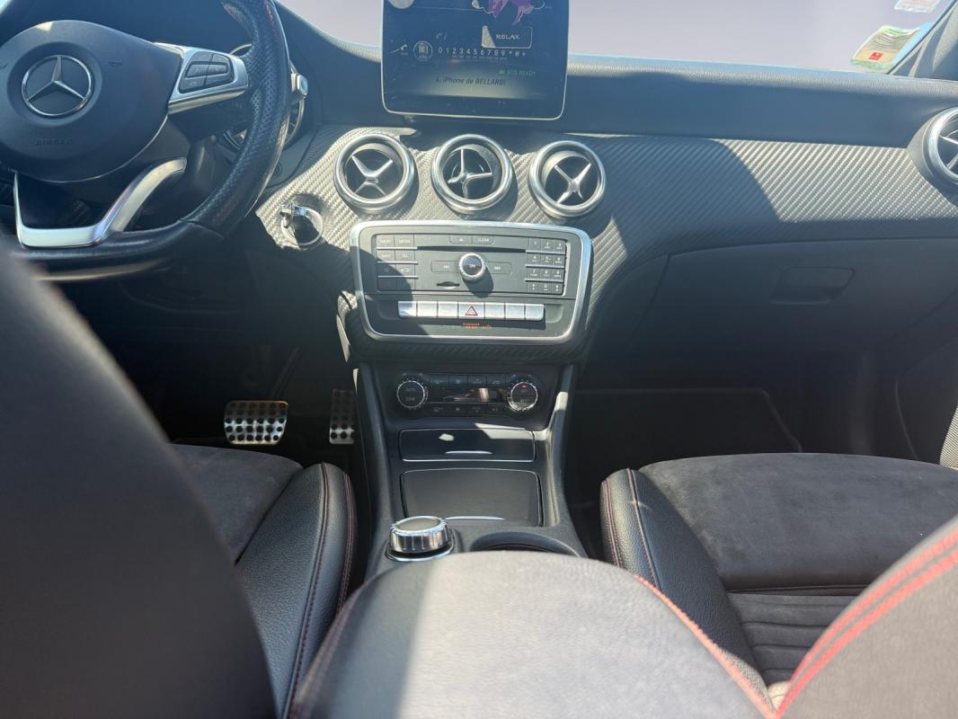 Mercedes-Benz Classe A 180 d / Toit ouvrant Entretient complet Garantie 12 Mois