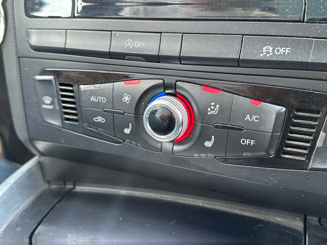 Audi Q5 V6 3.0 TDI / 258 Quattro S line S Toit ouvrant Carnet d?entretien complet
