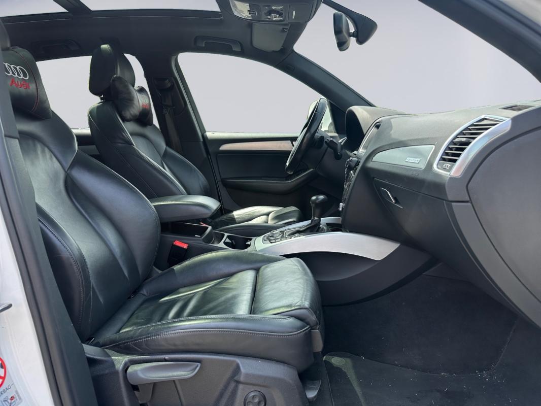 Audi Q5 V6 3.0 TDI / 258 Quattro S line S Toit ouvrant Carnet d?entretien complet