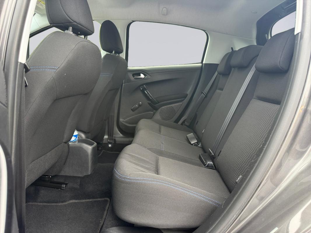 Peugeot 208 BlueHDi 100ch SS BVM5 / RÉGULATEUR DE VITESSE GARANTIE 12 MOIS
