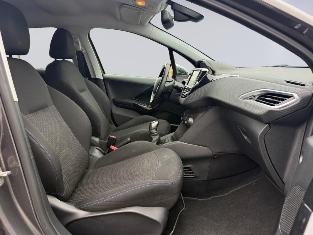 Peugeot 208 BlueHDi 100ch SS BVM5 / RÉGULATEUR DE VITESSE GARANTIE 12 MOIS