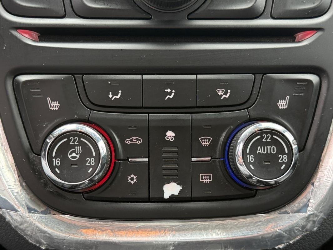 Opel Mokka 1.7 CDTI - 130 ch FAP 4x2 ecoFLEX StartStop Cosmo Pack / VOLANT CHAUFFANT GARANTIE 12 MOIS