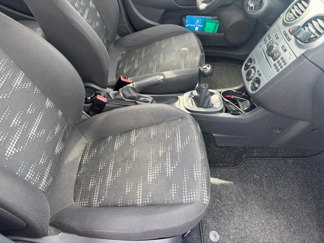 Opel Corsa 1.4 - 100 ch Twinport Edition / GARANTIE 12 MOIS