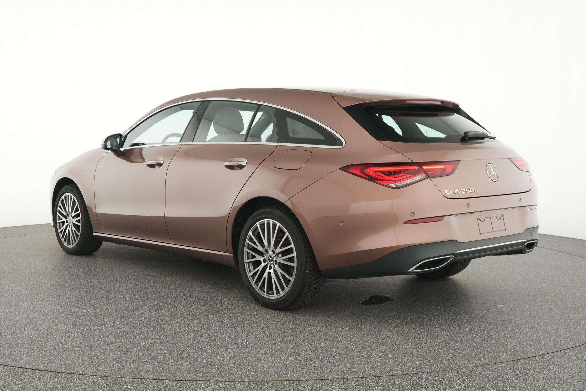 Mercedes-Benz CLA 250 e Shooting Brake Business Solution 250 e Luxury Li