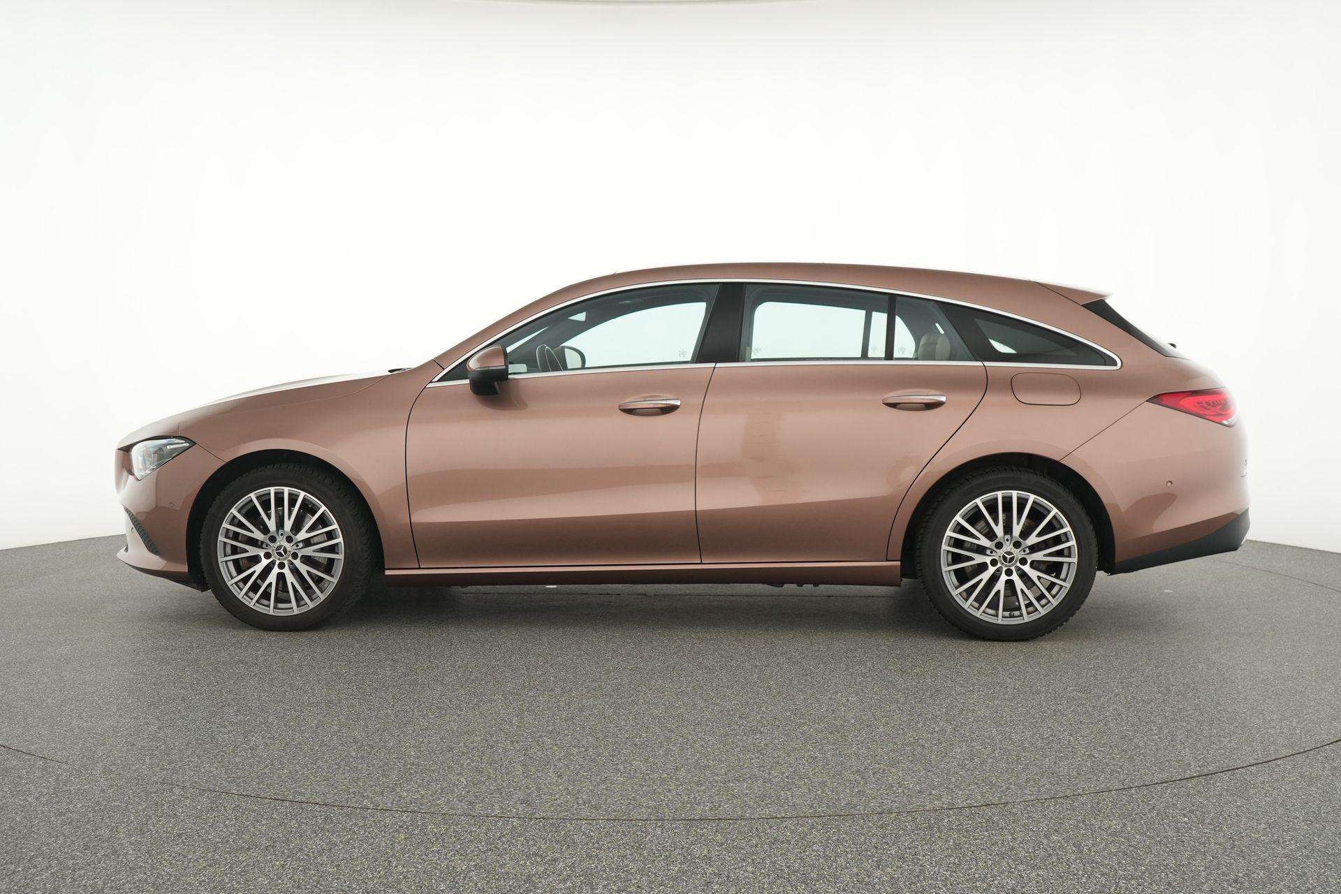 Mercedes-Benz CLA 250 e Shooting Brake Business Solution 250 e Luxury Li