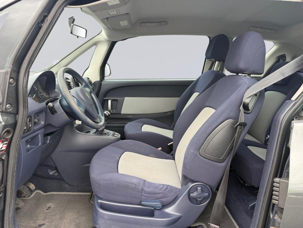 Peugeot 1007 1.4e 75ch Trendy / GARANTIE 12 MOIS