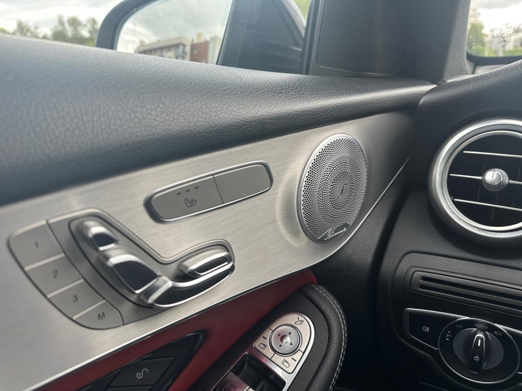 Mercedes-Benz Glc 300 d 9G-Tronic 4Matic AMG Line / TOIT OUVRANT CARPLAY GARANTIE 12 MOIS