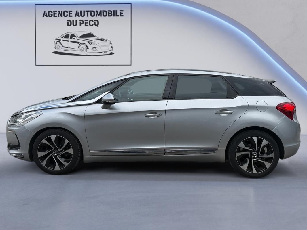 Citroen Ds5 Toit panoramique / Entretient complet Garantie 12 Mois