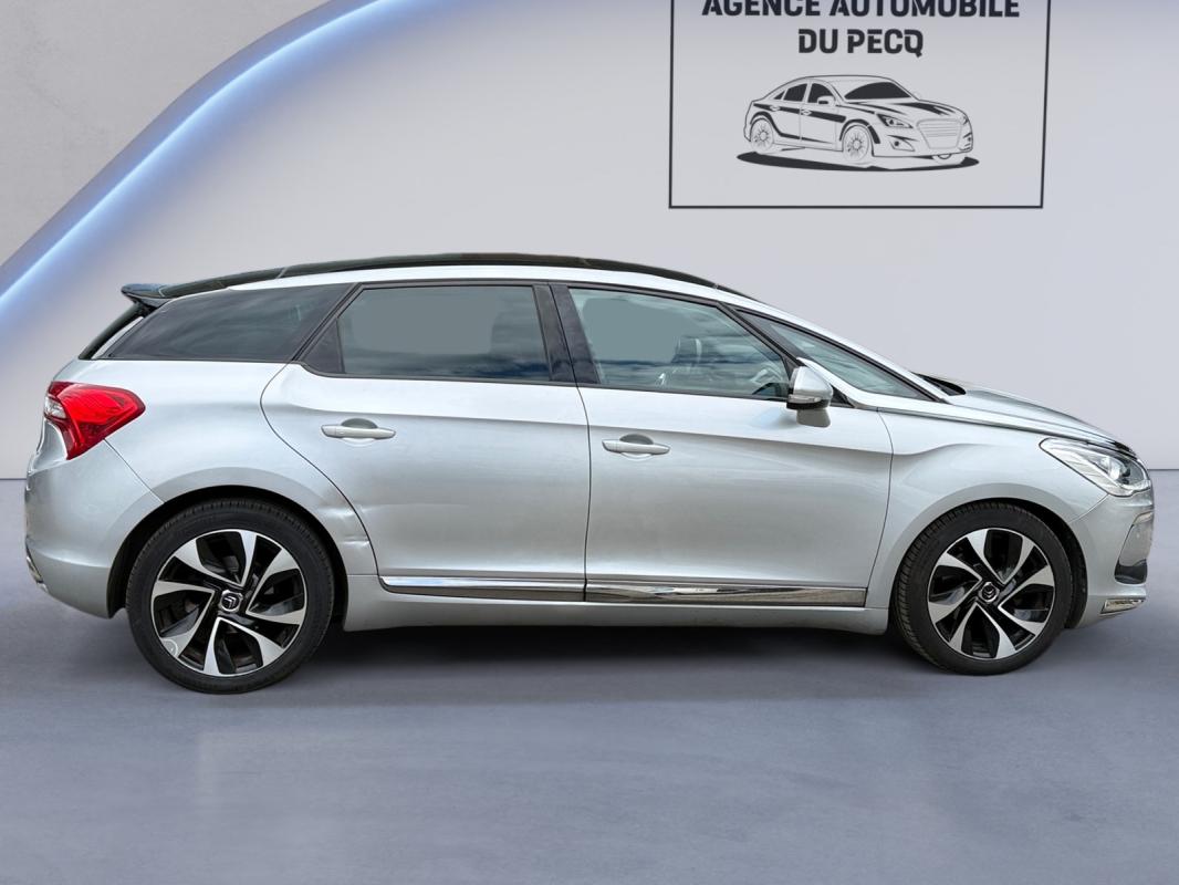Citroen Ds5 Toit panoramique / Entretient complet Garantie 12 Mois