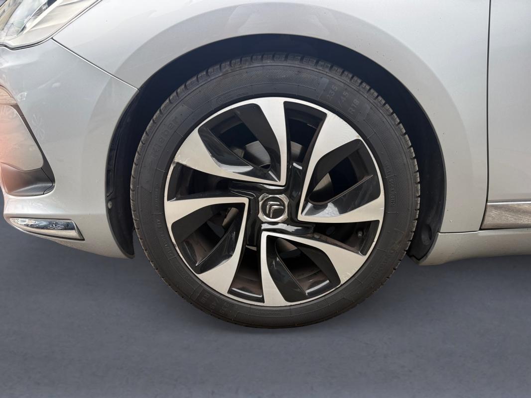 Citroen Ds5 Toit panoramique / Entretient complet Garantie 12 Mois