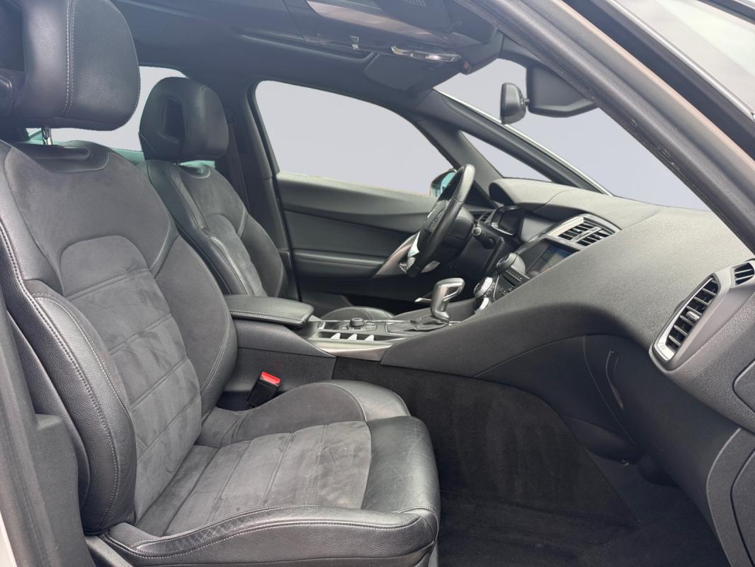 Citroen Ds5 Toit panoramique / Entretient complet Garantie 12 Mois