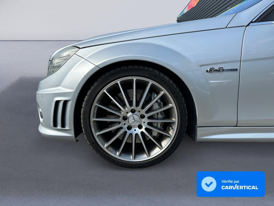 Mercedes-Benz Classe C 63 AMG Avantgarde / GARANTIE 12 MOIS TOIT OUVRANT SIÈGES CHAUFFANTS
