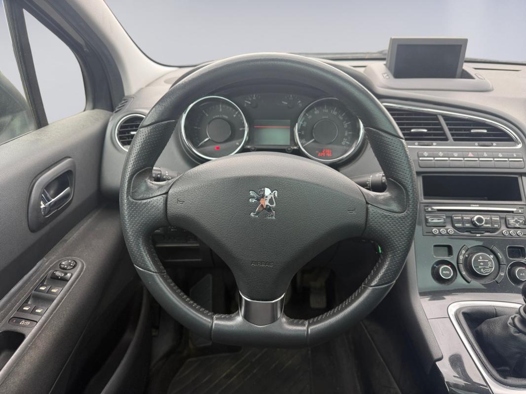 Peugeot 5008 1.6 HDi 110ch BVM6 Confort Pack 5pl / 1ÈRE MAIN GARANTIE 12 MOIS RADAR RECUL
