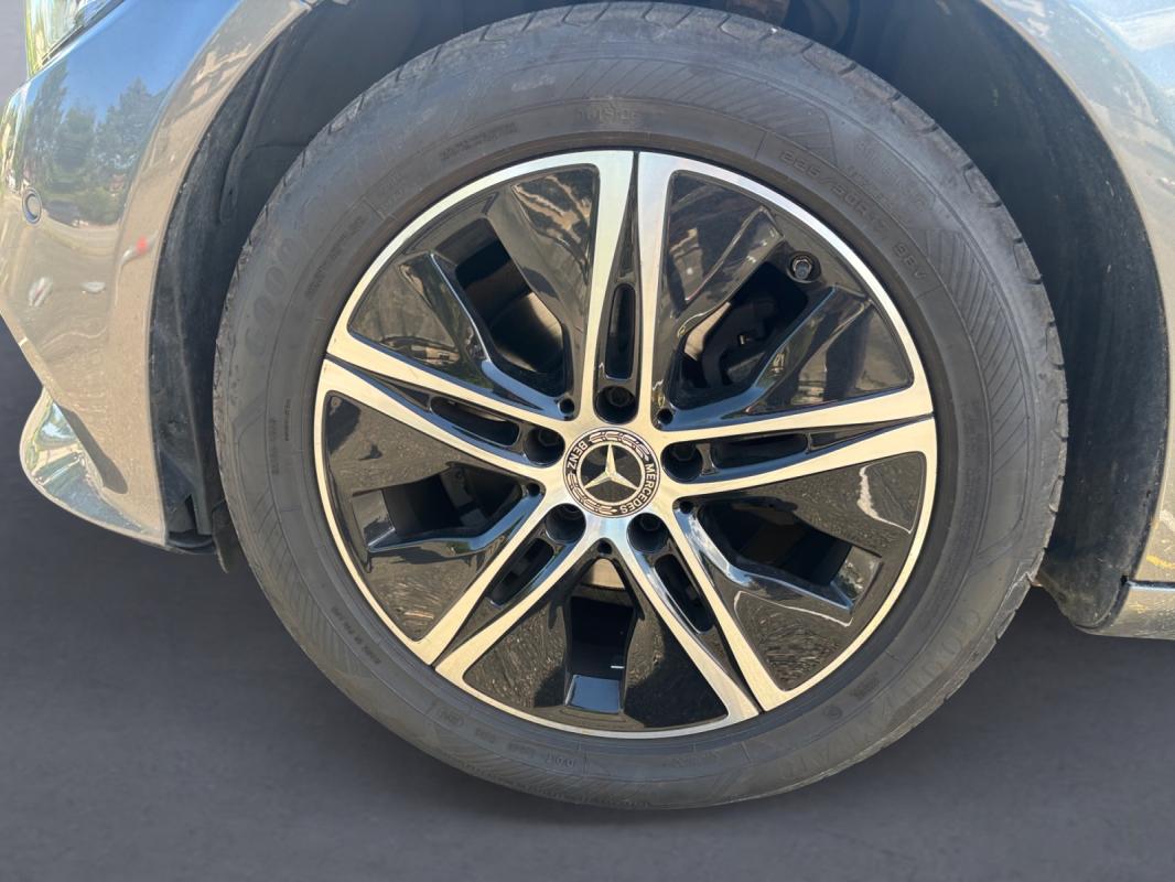 Mercedes-Benz Classe C 180 d Avantgarde Line CAMERA DE RECUL/GARANTIE 12 MOIS