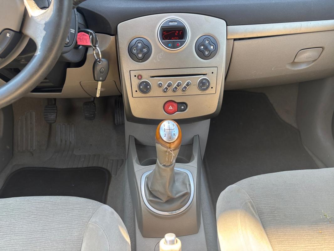 Renault Clio III 1.4 16V 100 Confort Pack Clim Expression GARANTIE 12 MOIS