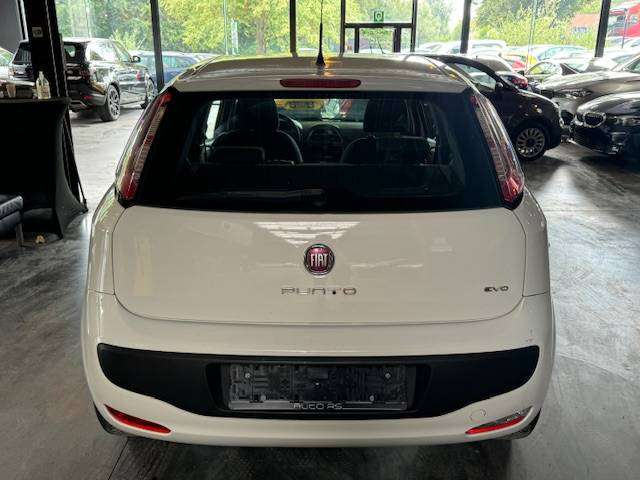 Fiat Punto Evo 1.4 AUTOMATIQUE - CARNET FULL - A/C - RADIO CD/USB/AUX -