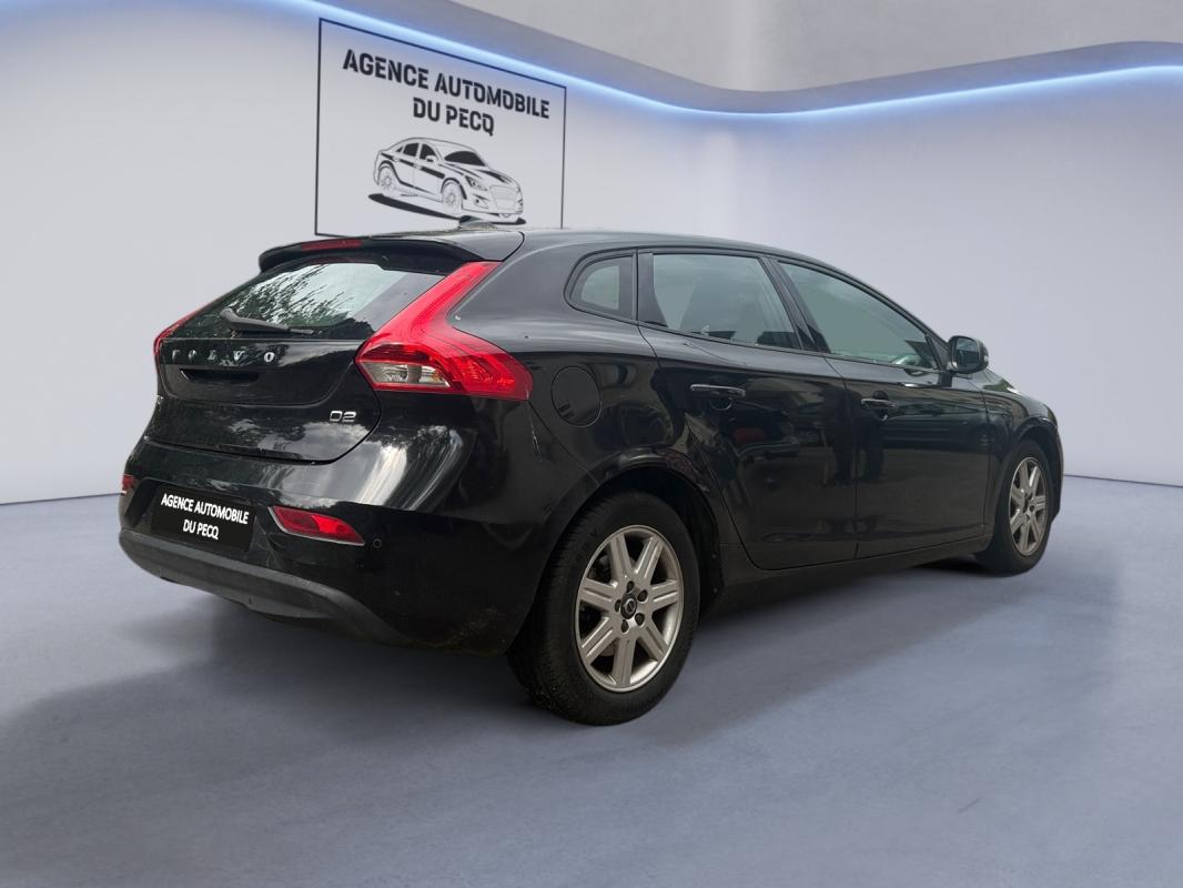 Volvo V40 BUSINESS D2 120 Momentum / Garantie 12 mois