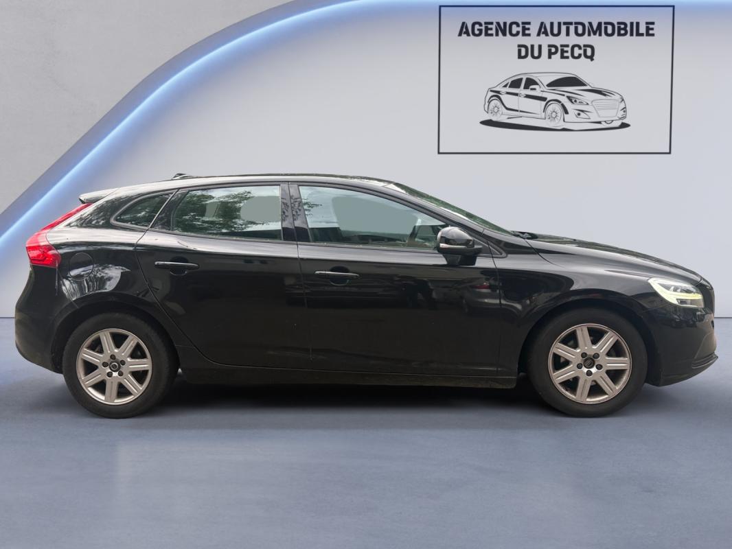 Volvo V40 BUSINESS D2 120 Momentum / Garantie 12 mois