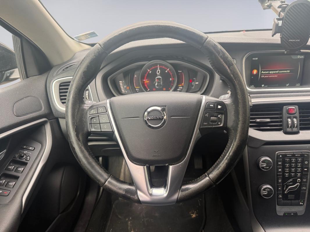 Volvo V40 BUSINESS D2 120 Momentum / Garantie 12 mois