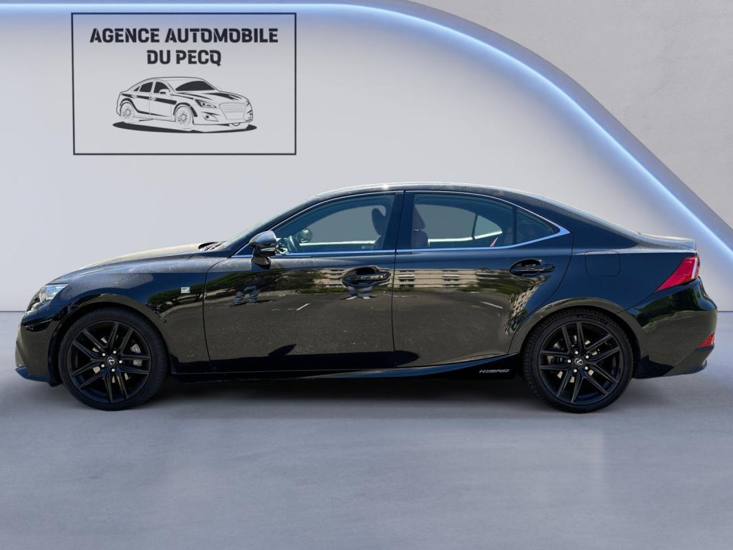 Lexus Is 300h F Sport / GARANTIE 12 MOIS ENTRETIEN COMPLET SIÈGES CHAUFFANTS ET VENTILÉS