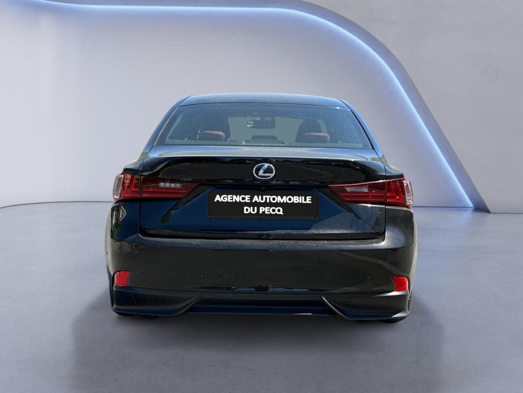 Lexus Is 300h F Sport / GARANTIE 12 MOIS ENTRETIEN COMPLET SIÈGES CHAUFFANTS ET VENTILÉS