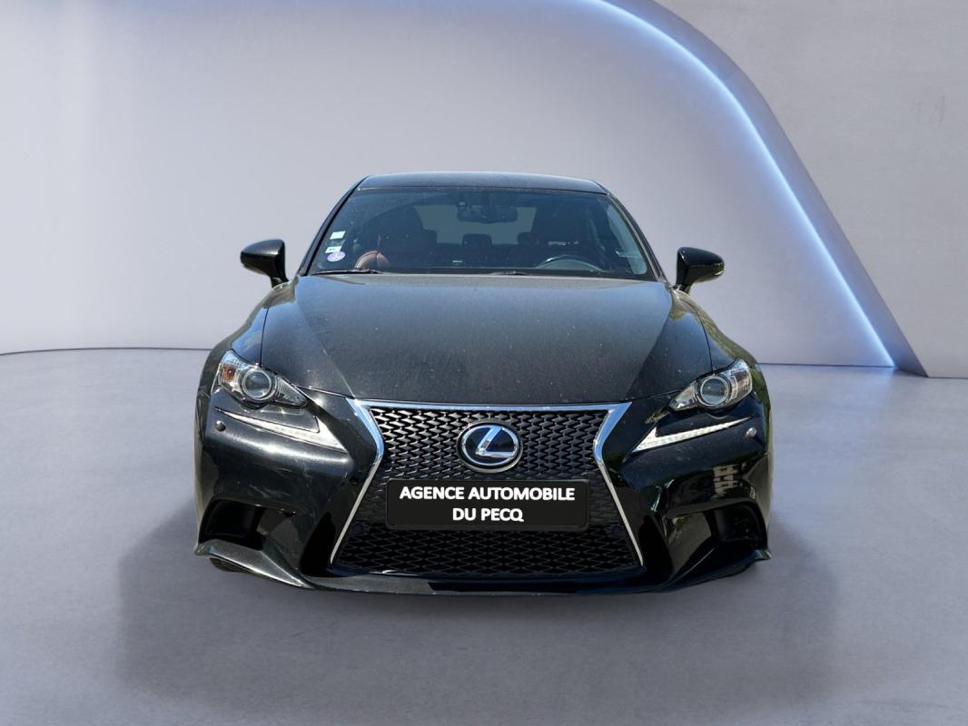 Lexus Is 300h F Sport / GARANTIE 12 MOIS ENTRETIEN COMPLET SIÈGES CHAUFFANTS ET VENTILÉS