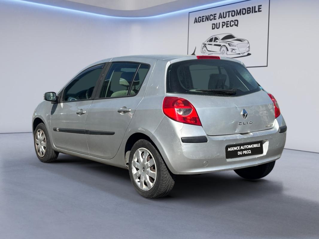 Renault Clio III TCE 100 Privilège / GARANTIE 12 MOIS