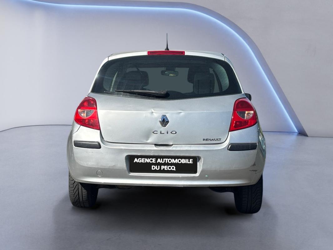 Renault Clio III TCE 100 Privilège / GARANTIE 12 MOIS