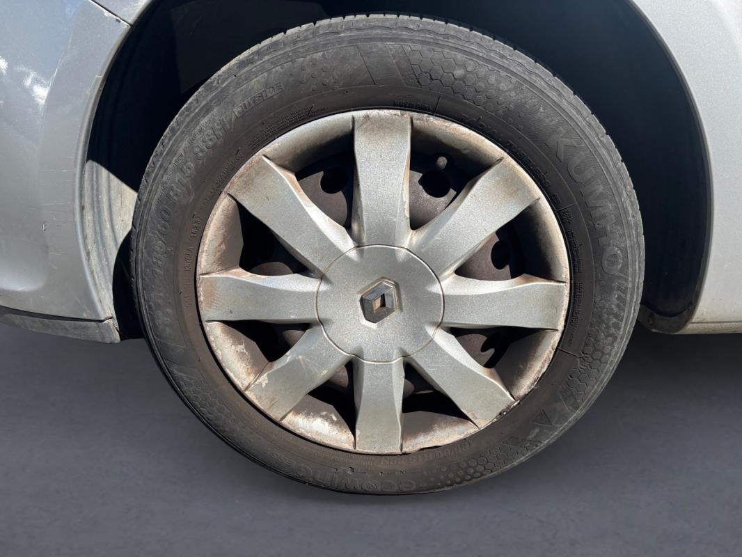 Renault Clio III TCE 100 Privilège / GARANTIE 12 MOIS