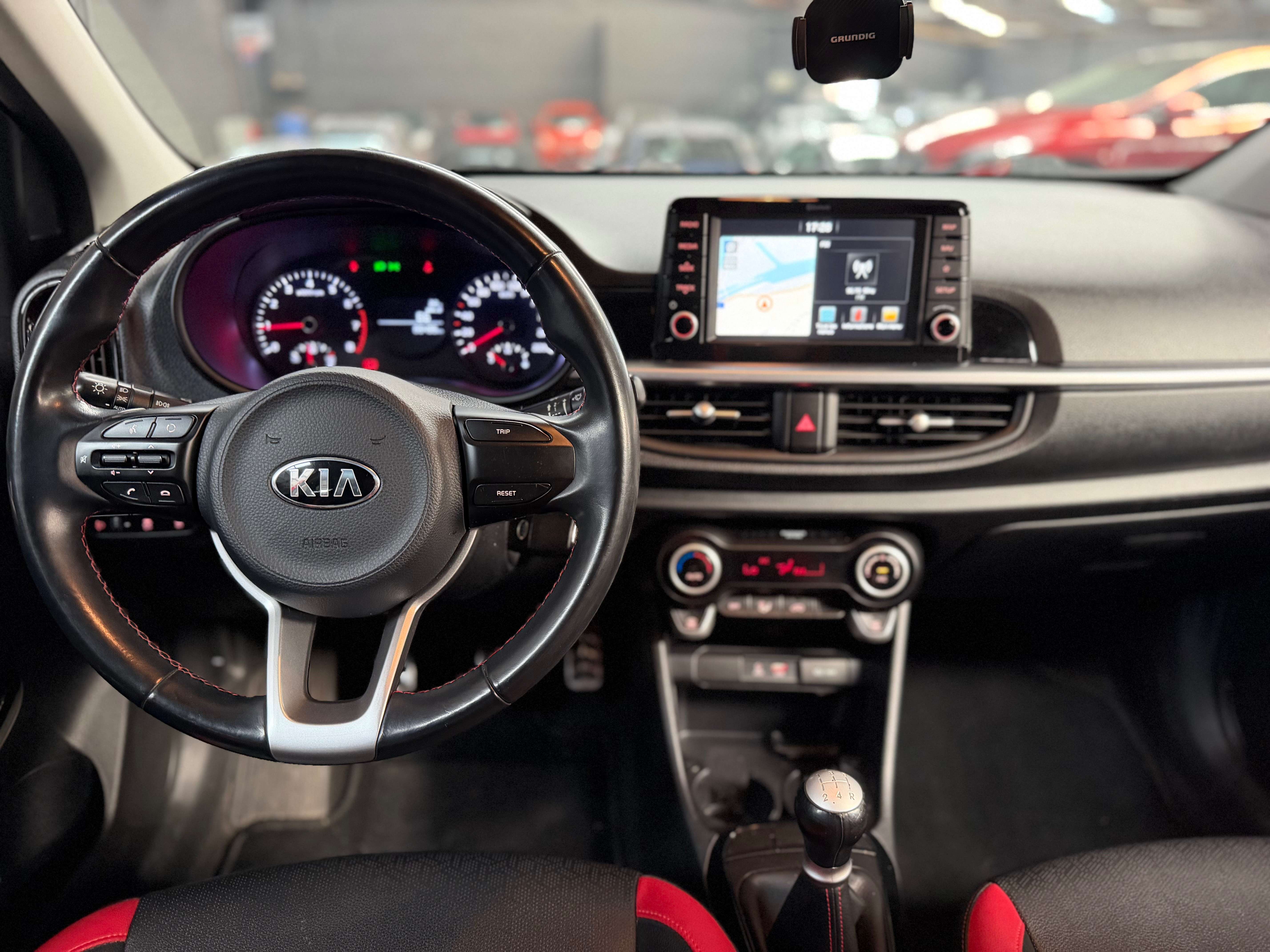 Kia Picanto 1.0i * GT Line * CAMERA * GPS * CUIR * CARPLAY