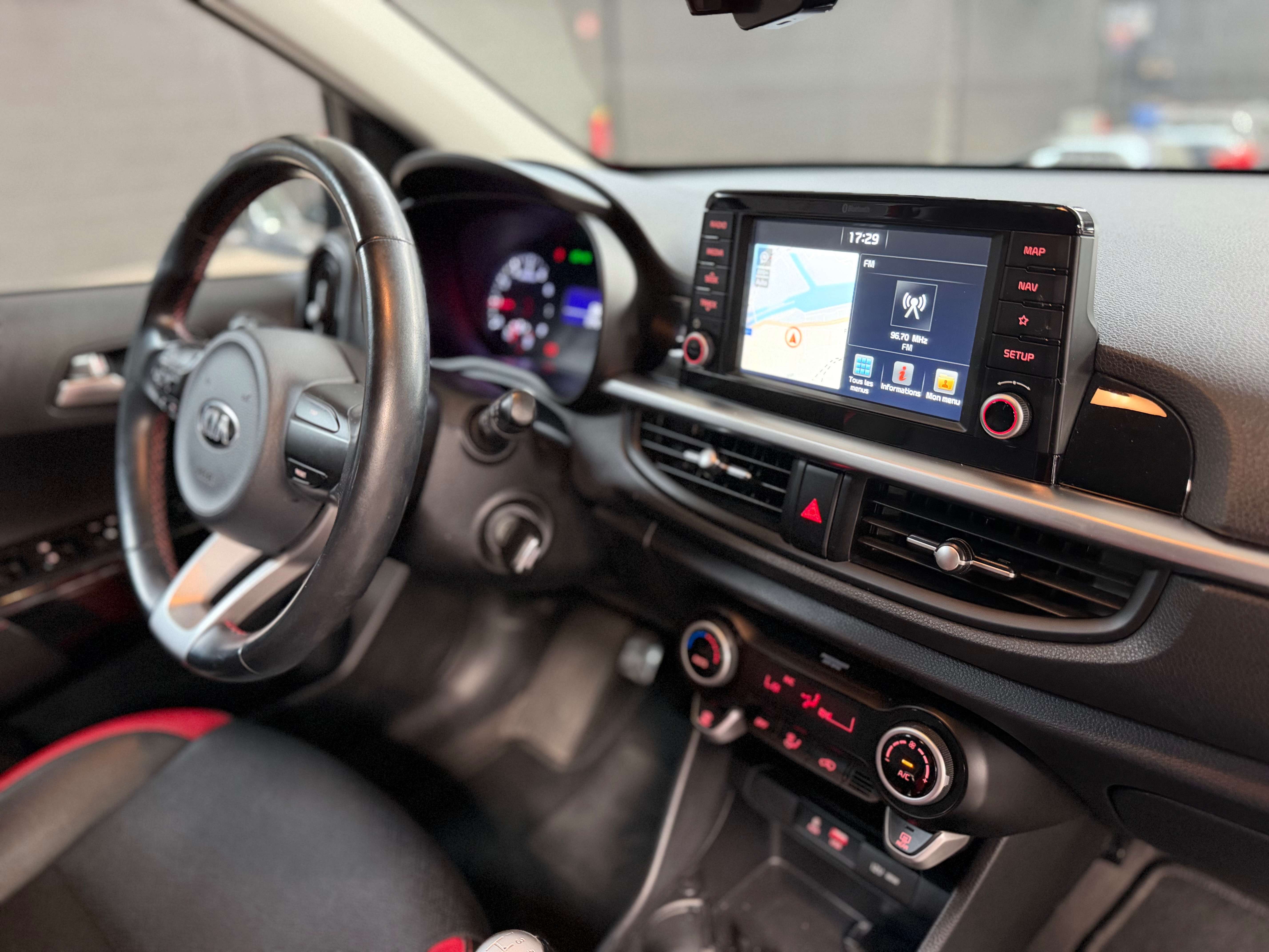 Kia Picanto 1.0i * GT Line * CAMERA * GPS * CUIR * CARPLAY
