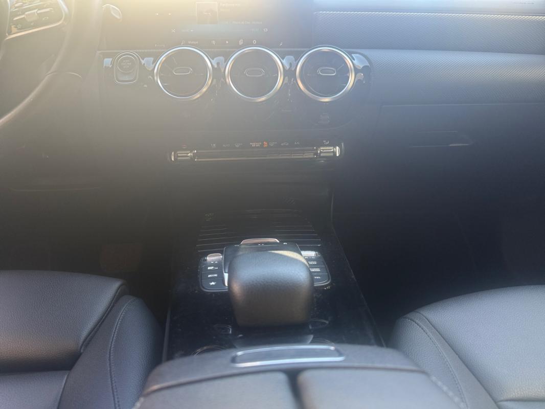 Mercedes-Benz Classe A 180 d 8G-DCT / Garantie 12 Mois Entretien complet Mercedes État Irréprochable