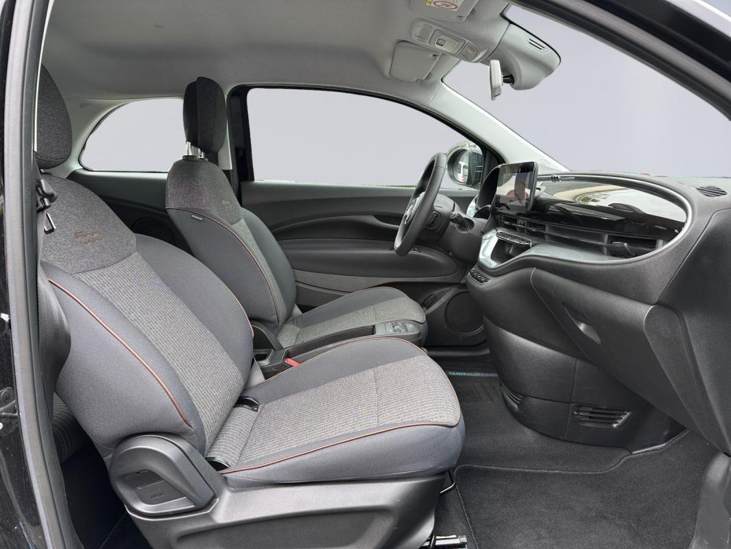 Fiat 500 E MY22 118 CH ICÔNE / GARANTIE 12 MOIS CARPLAY