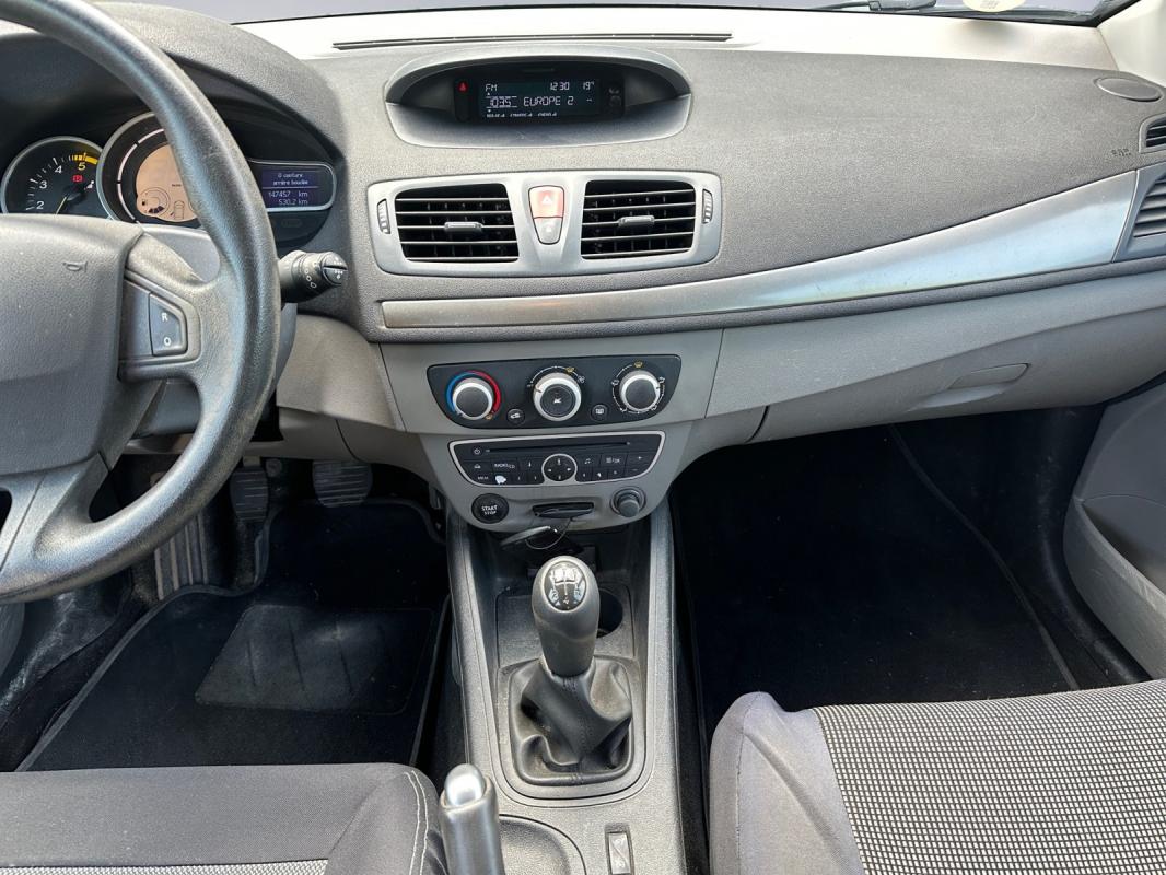 Renault Megane III Berline dCi 90 Authentique 1ERE MAIN GARANTIE 12 MOIS