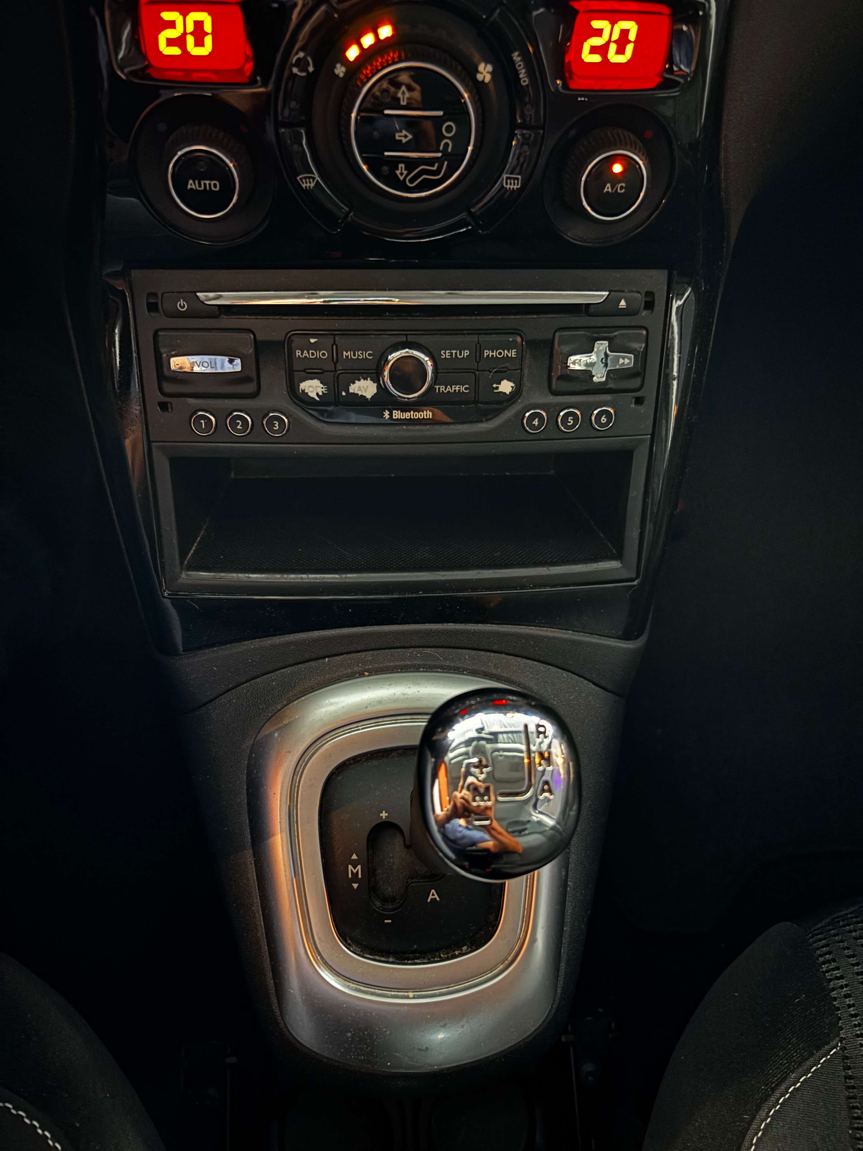 Citroen C3 Picasso C3 Picasso 1.6 VTi Exclusive / automatique / 12 MOIS DE GARANTIE
